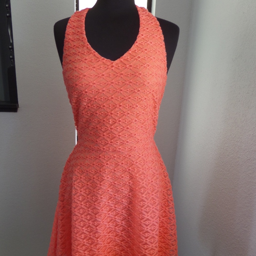 SOCIALITE Size M Pink Sleeveless DRESS B03